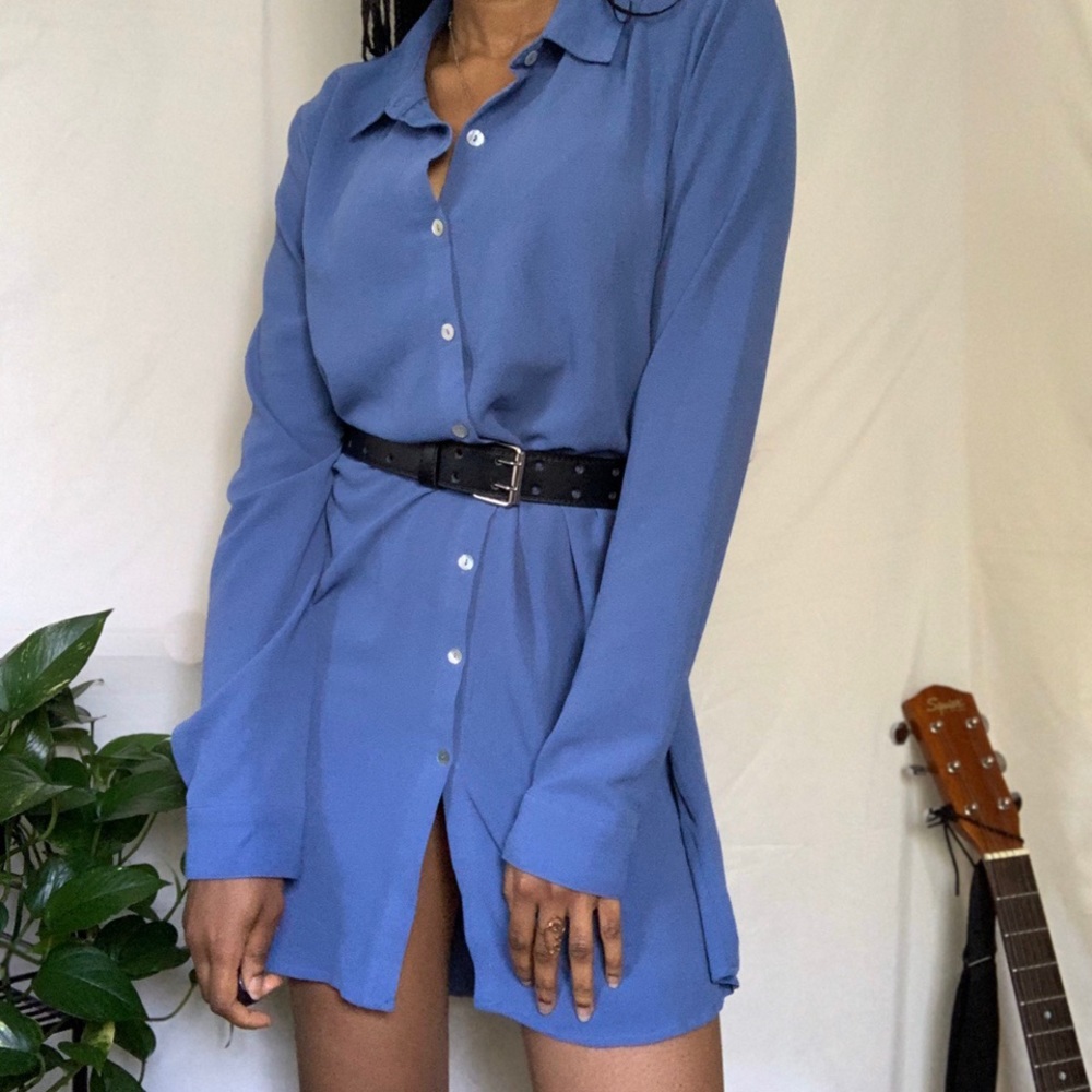🦋 Blue Dress 🦋 - Picture 2 of 3